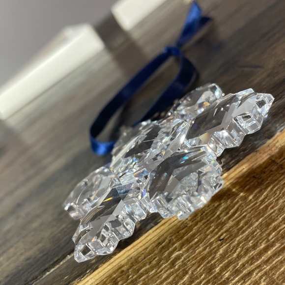 Swarovski 1996 Christmas ornament in box.  Rare. - Picture 8 of 17